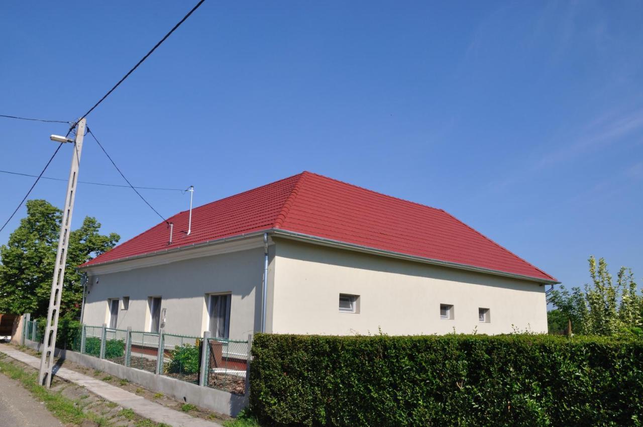 Tisza Topic Poroszló Exterior foto